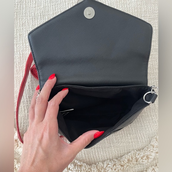 NWOT DISNEY MINNIE ENVELOPE PURSE - Picture 6 of 7